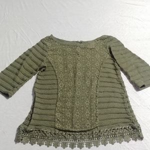 NEW without tags lace floral short sleeve top S, 6